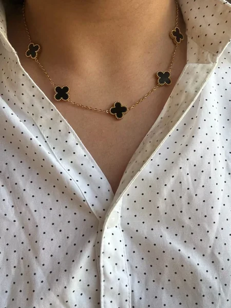 Clover Noir Necklace